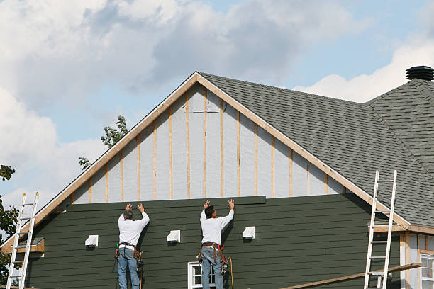 Professional Siding Installation technician working in Jamestown, NC